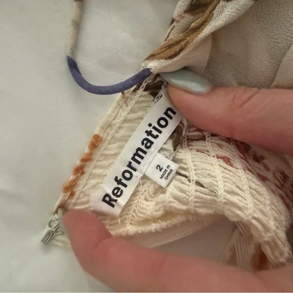 Reformation Kourtney Floral dress - Picture 6 of 6